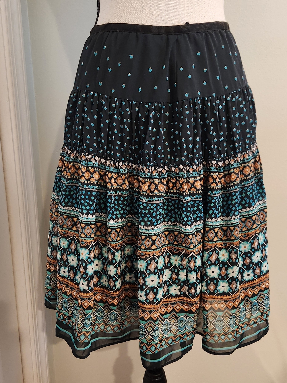Tiered Floral-Print Midi Skirt in Teal and Black